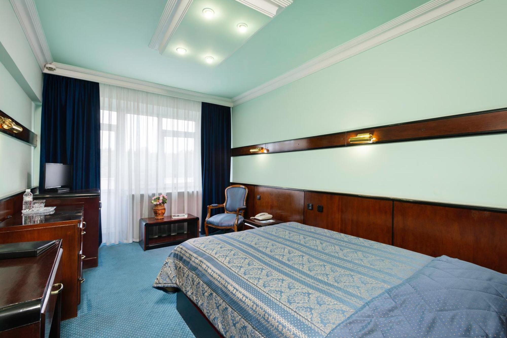 Otrar Hotel อัลมาตี ภายนอก รูปภาพ